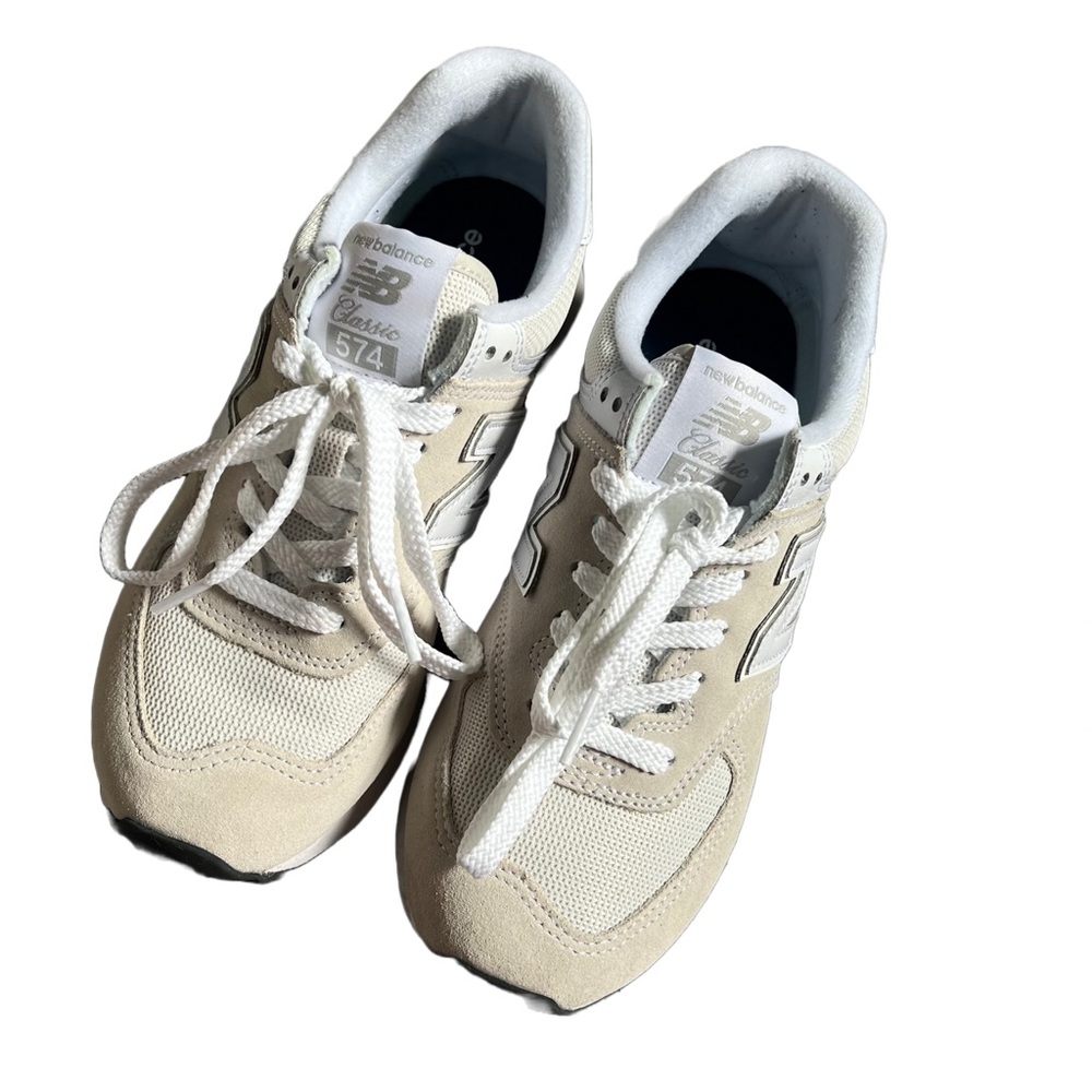 NEW BALANCE GRAY AND WHITE CLASSIC 574 NEUTRAL SNEAKER SIZE 7 - Picture 11 of 12